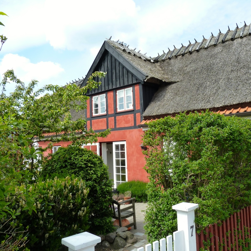 I dette hus på Ole PIis Vej 7 boede August Strindberg med sin hustru i 1901. Foto: Lotte Lund.